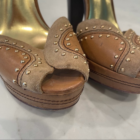 🎉HP MICHEAL by Micheal Kors leather & suede heels - Picture 4 of 16